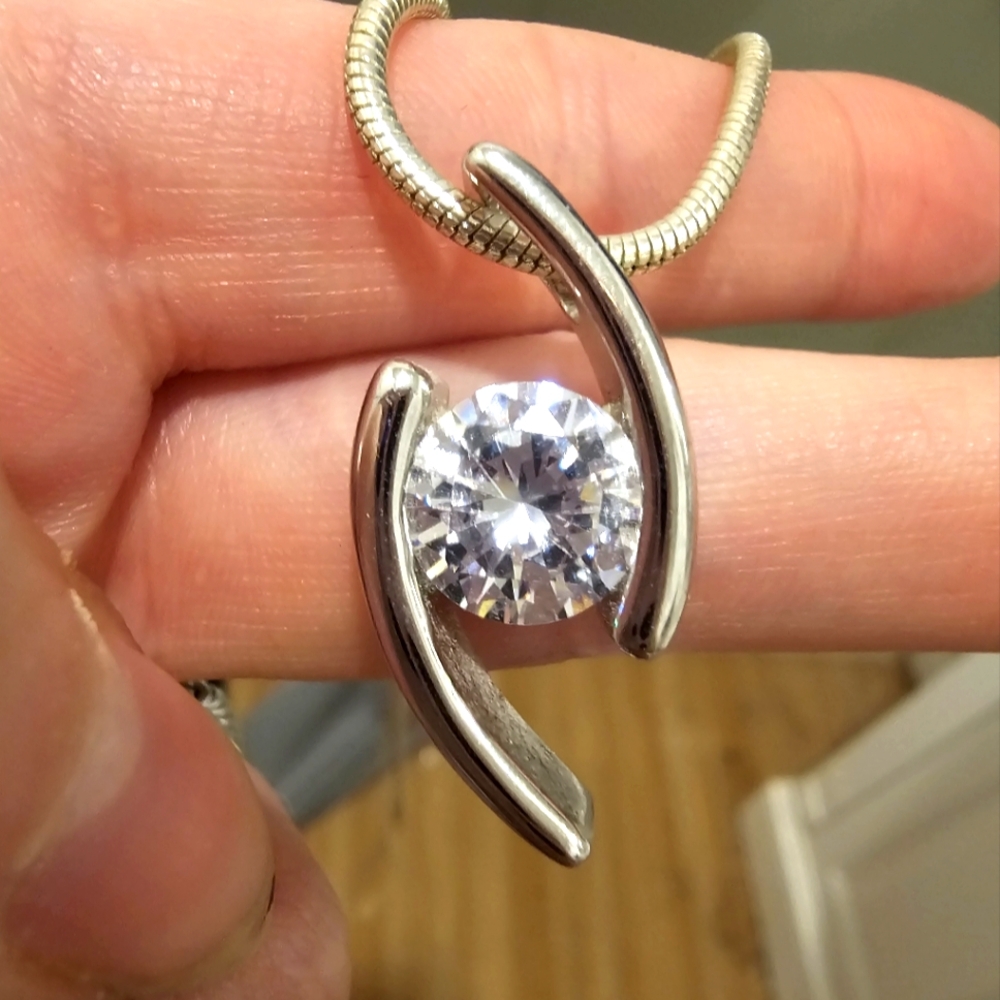 Lia Sophia Star Light Pendant necklace